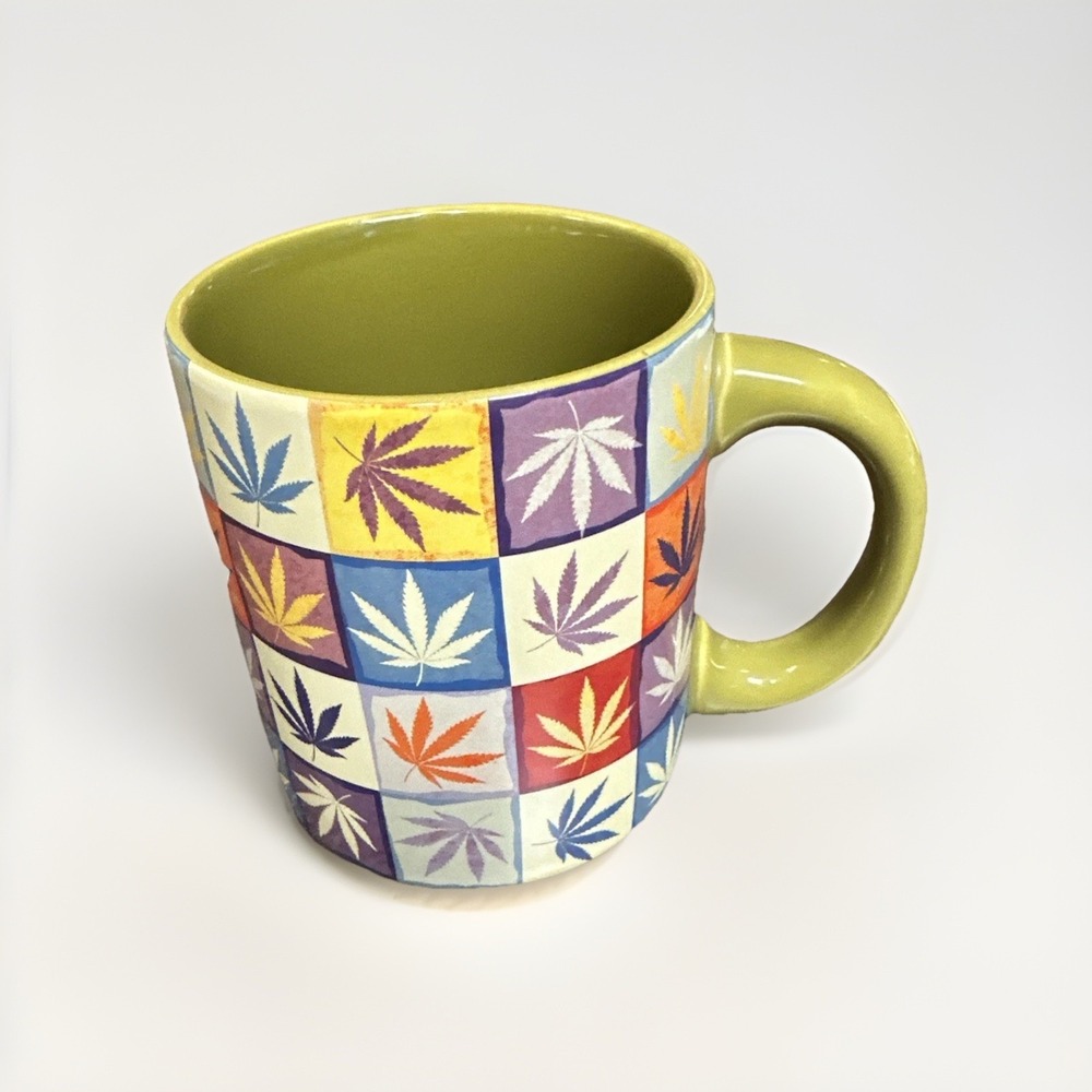 Spencer's Colorful‎ Leaf Coffee Mug 20oz Ceramic Multicolor Retro Stoner